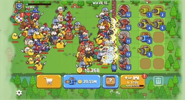 Chicken Merge high-tier evolved chickens on a full board