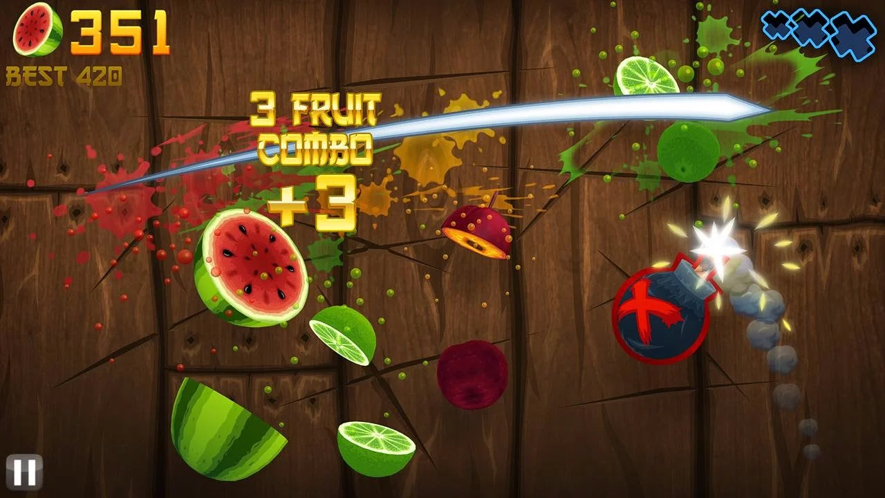 Fruit Ninja combo slash effect with score multiplier active